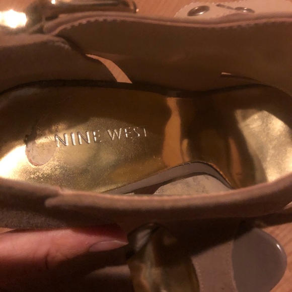 Nine West size 7 beige booties - Picture 6 of 9